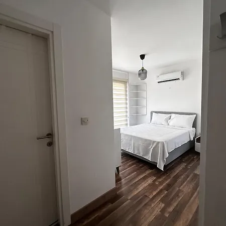 Modern Pamfilya Kyrenia Center Apartman