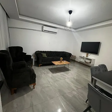 Modern Pamfilya Kyrenia Center Episkopeio